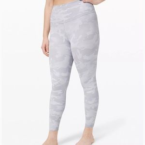 White Camo Lululemon Wunder Under High Rise Tight